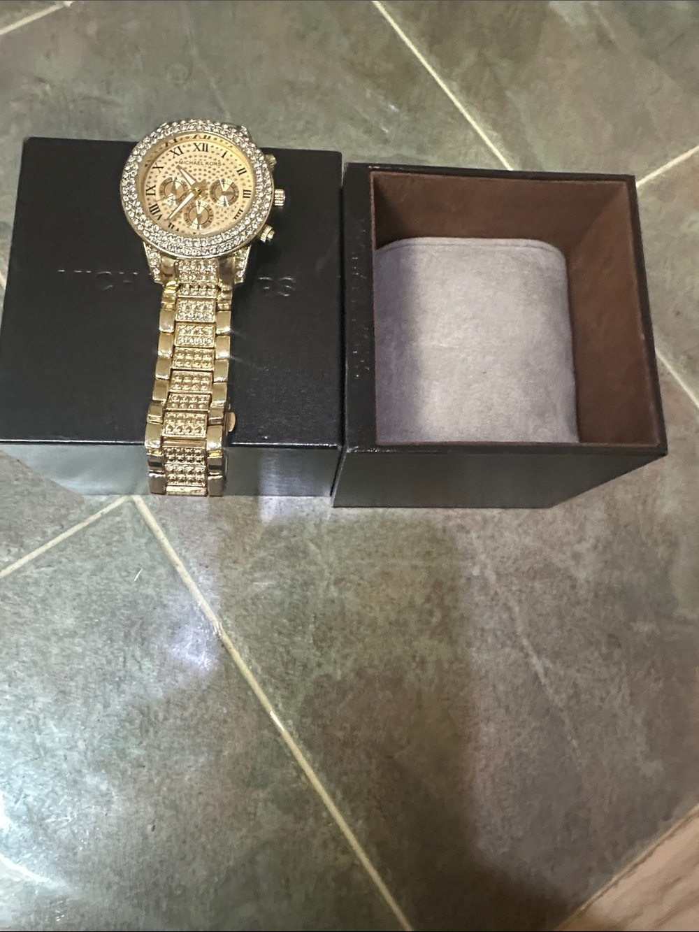Michael Kors Gold Crystal-Embellished Women's/ men’s Bracelet Watch mint con.
